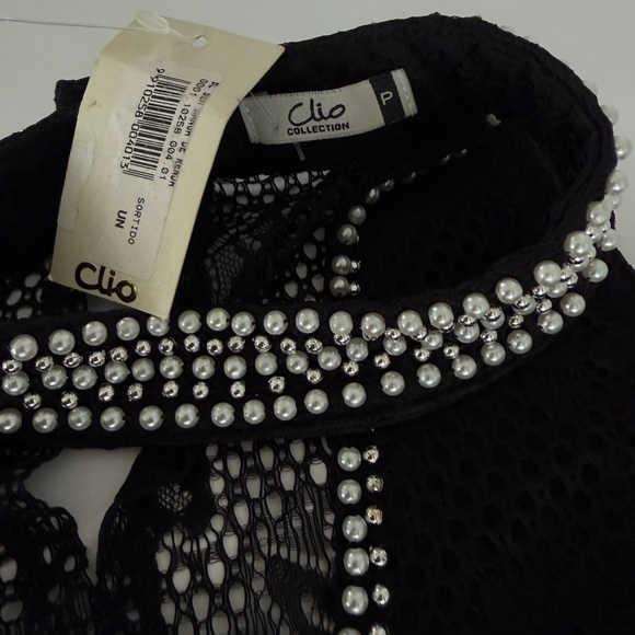 Clio Black Lace Sleeveless Blouse - Picture 3 of 12